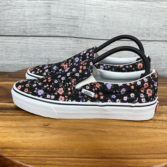 Vans Classic Slip On Black Floral Sneaker Women’s Shoe Size 8.5 - Picture 1 of 11